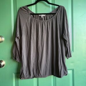 Daisy Fuentes XL charcoal gray top